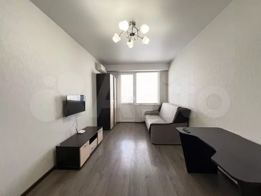 1-к. квартира, 42 м, 3/6 эт. - Фото 1