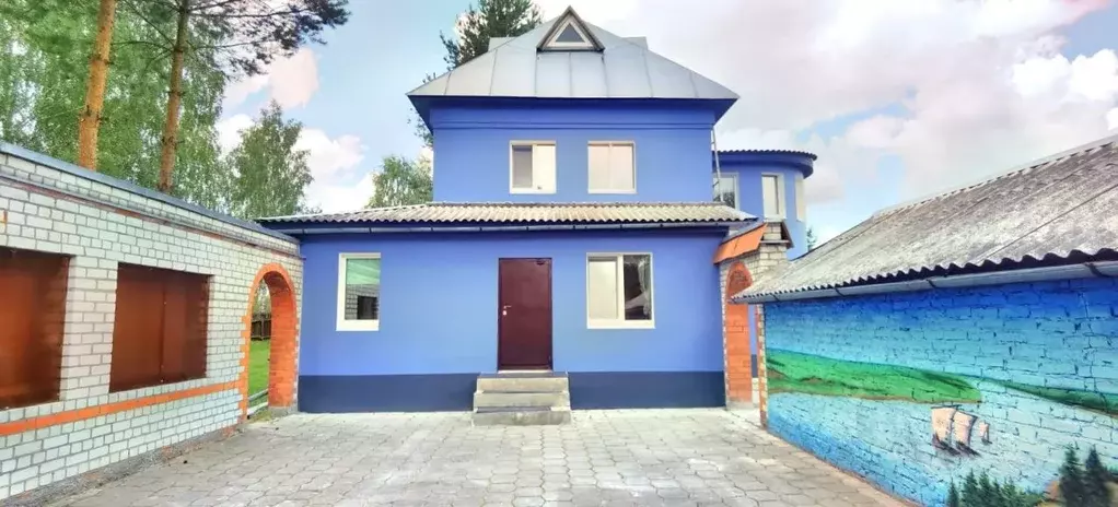 Дом в Брянская область, Карачевское городское поселение, пос. Красная ... - Фото 0