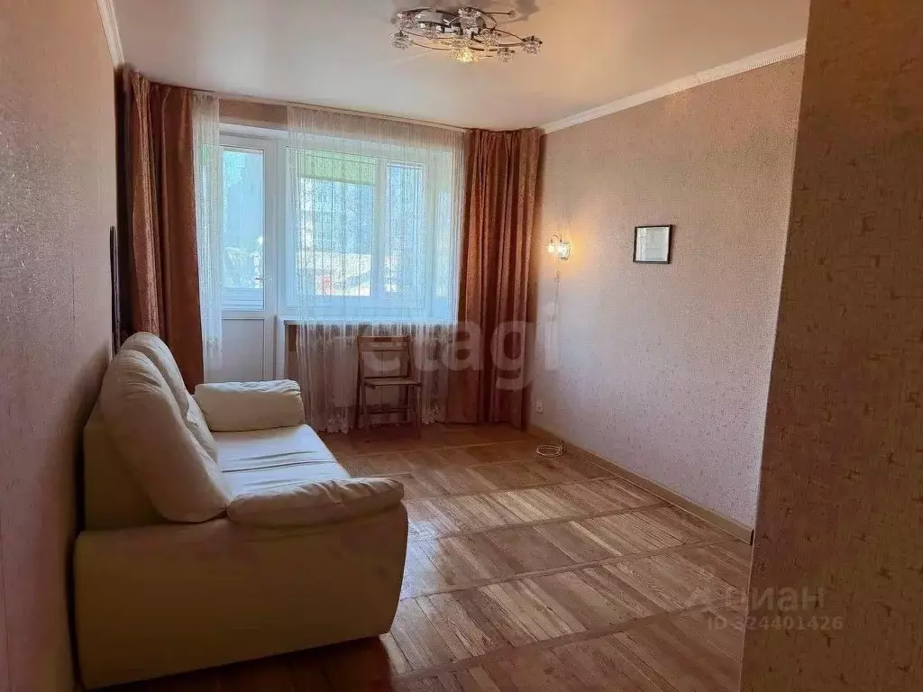 3-к кв. Белгородская область, Белгород ул. Костюкова, 3 (50.4 м) - Фото 0