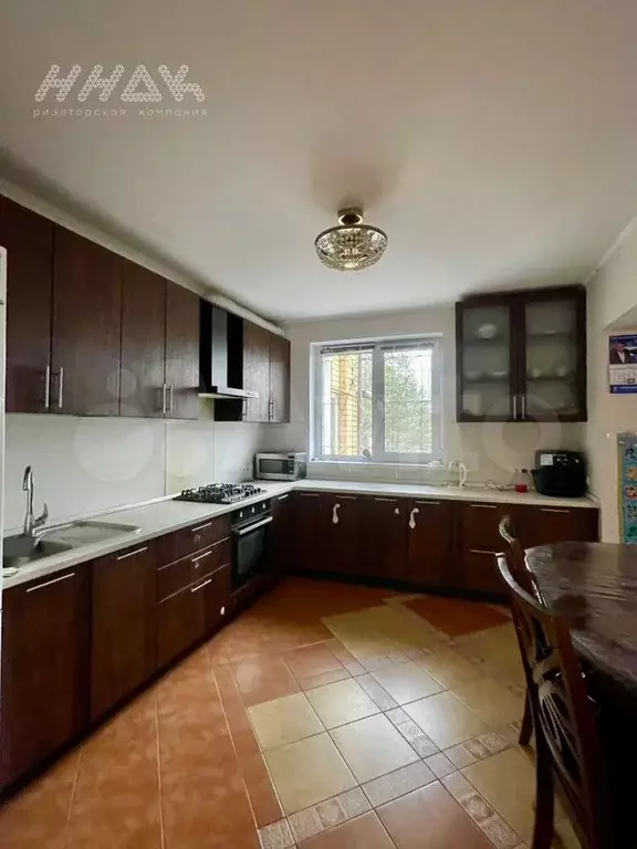 Дом 306,8 м на участке 10,7 сот. - Фото 1