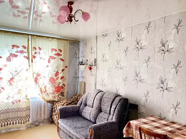 Комната 17 м в 8-к., 4/5 эт. - Фото 0