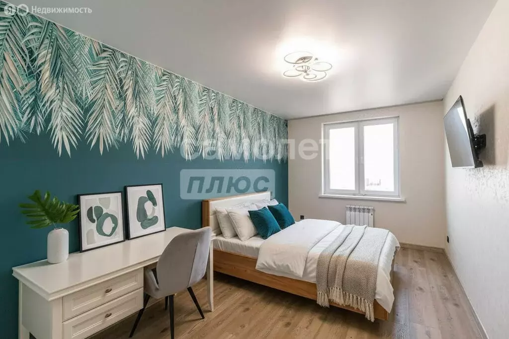 2-комнатная квартира: Омск, улица 70 лет Октября, 3/3 (63.8 м) - Фото 1