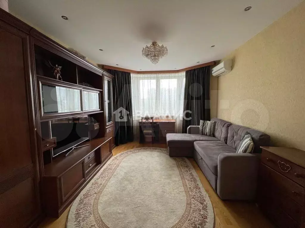 1-к. квартира, 44 м, 4/19 эт. - Фото 1
