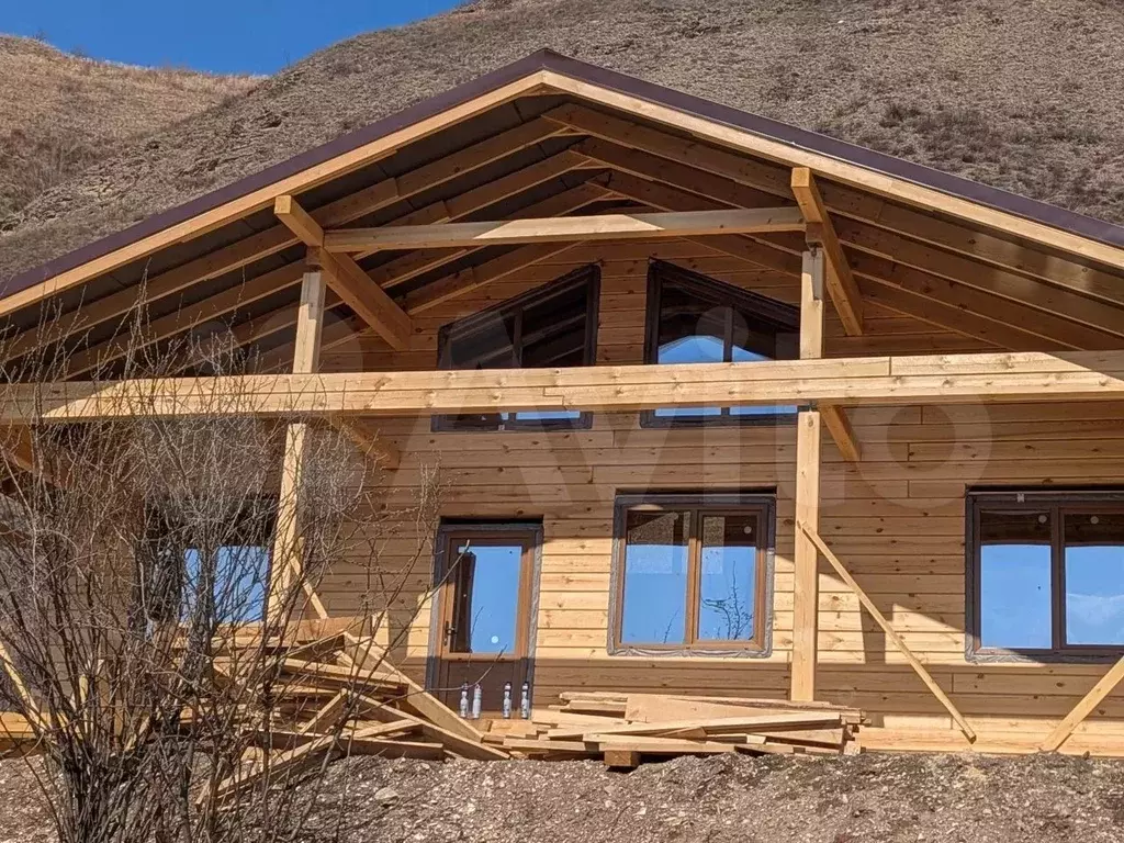 Дом в Красноярский край, Красноярск пос. Удачный, Удачный мкр,  (129 ... - Фото 1