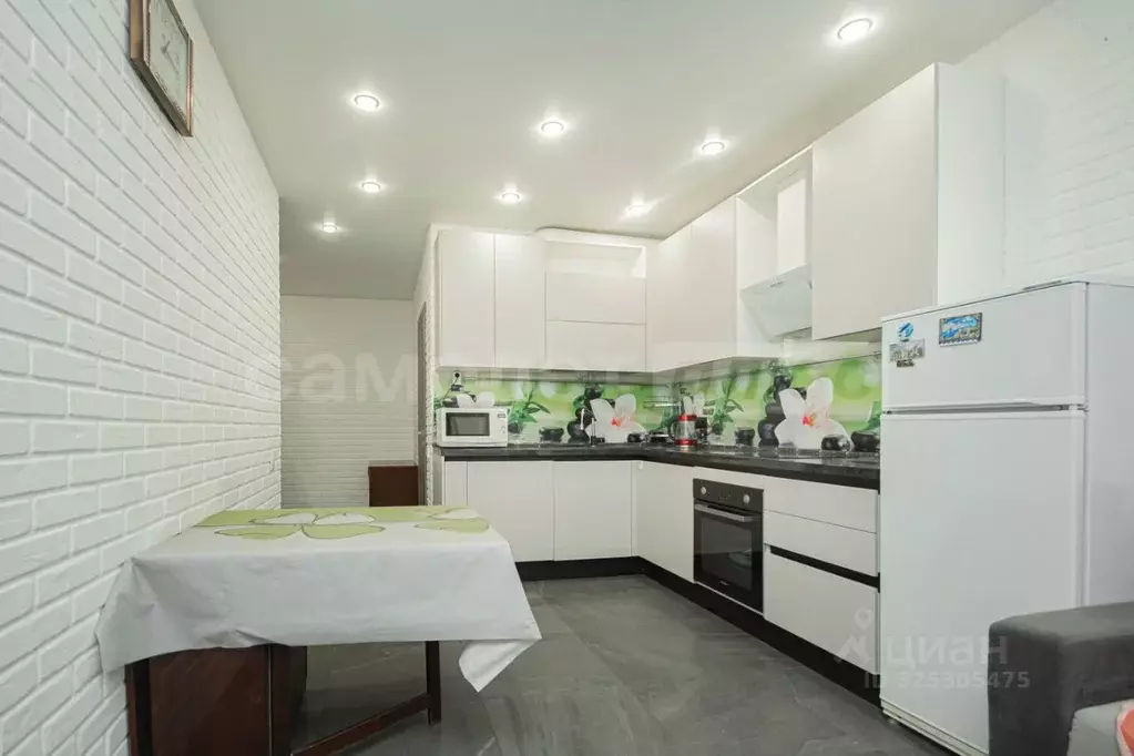 1-к кв. Калужская область, Обнинск просп. Маркса, 93 (44.8 м) - Фото 1