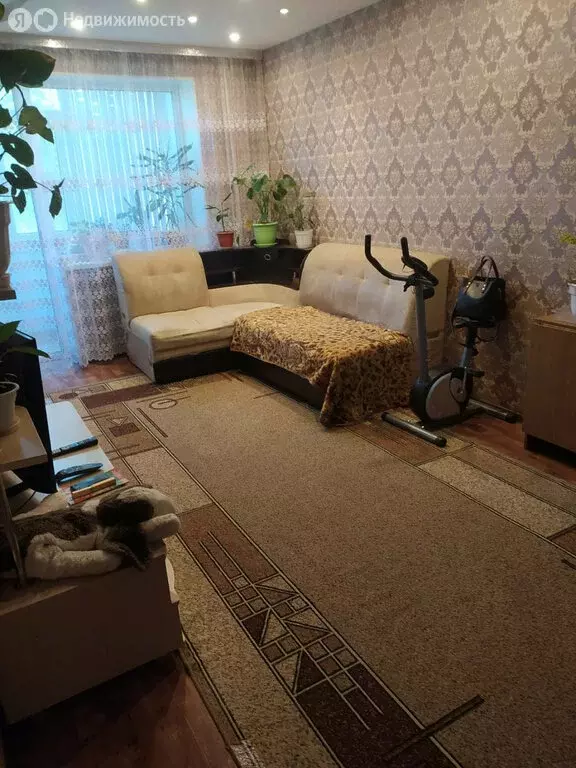 3-комнатная квартира: Энгельс, улица Ломоносова, 5 (61 м) - Фото 0