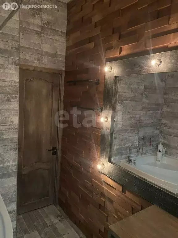 3-комнатная квартира: Ярославль, Республиканская улица, 60/17 (41.4 м) - Фото 1