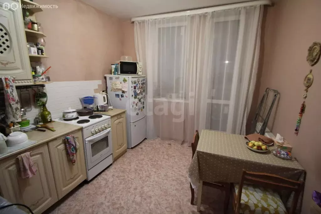 1-комнатная квартира: Ялуторовск, улица Свободы, 164к1 (42.1 м) - Фото 2