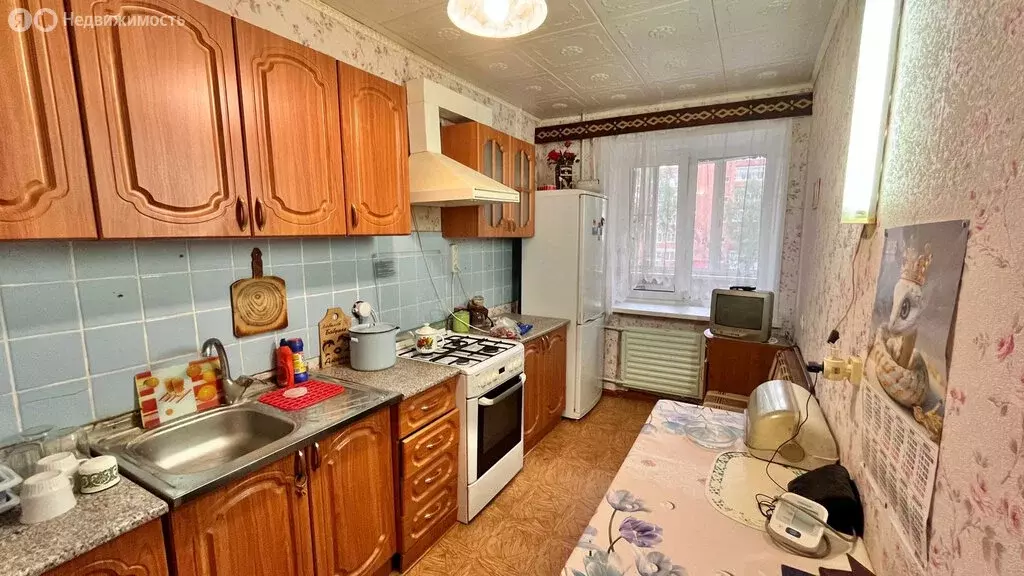 3-комнатная квартира: Воткинск, улица Гастелло, 3 (60 м) - Фото 1