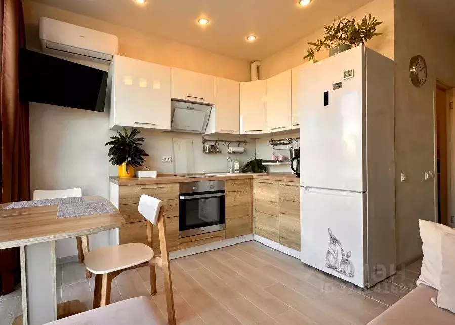 2-к кв. Краснодарский край, Сочи Завокзальный мкр, пер. Трунова, 6к7 ... - Фото 1