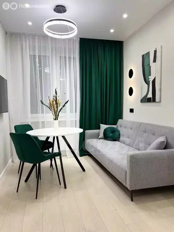 1-комнатная квартира: Тюмень, улица Республики, 204к11 (33 м) - Фото 2