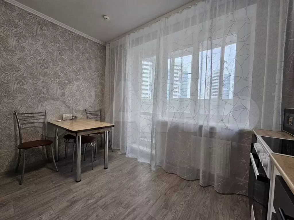 1-к. квартира, 40 м, 9/14 эт. - Фото 1