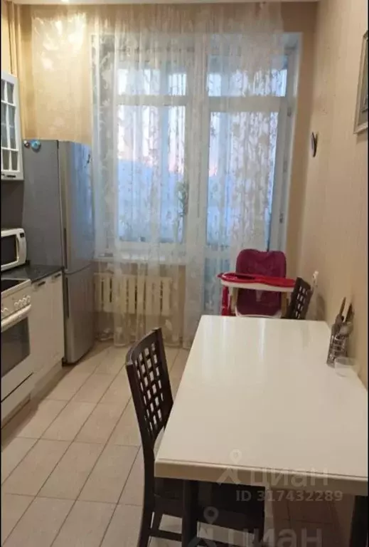 3-к кв. Томская область, Томск Источная ул., 10 (100.0 м) - Фото 1
