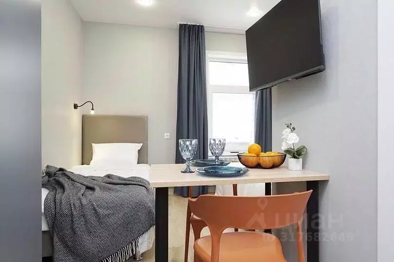1-к кв. Татарстан, Казань Габдуллы Тукая ул., 62а (13.0 м) - Фото 1