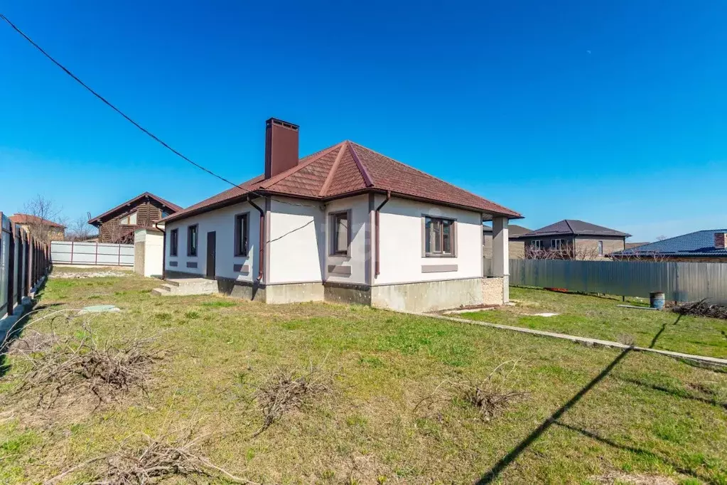 Дом в Ростовская область, Морозовский район, Вознесенское с/пос, пос. ... - Фото 1