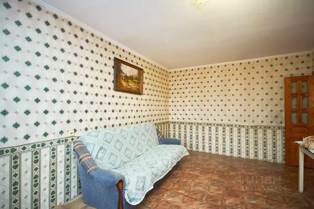 3-к кв. Тюменская область, Тюмень ул. Салтыкова-Щедрина, 59 (63.7 м) - Фото 0
