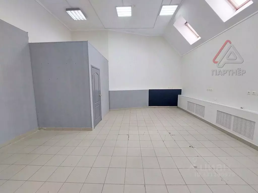 Офис в Ульяновская область, Димитровград ул. Гагарина, 9А (12 м) - Фото 2
