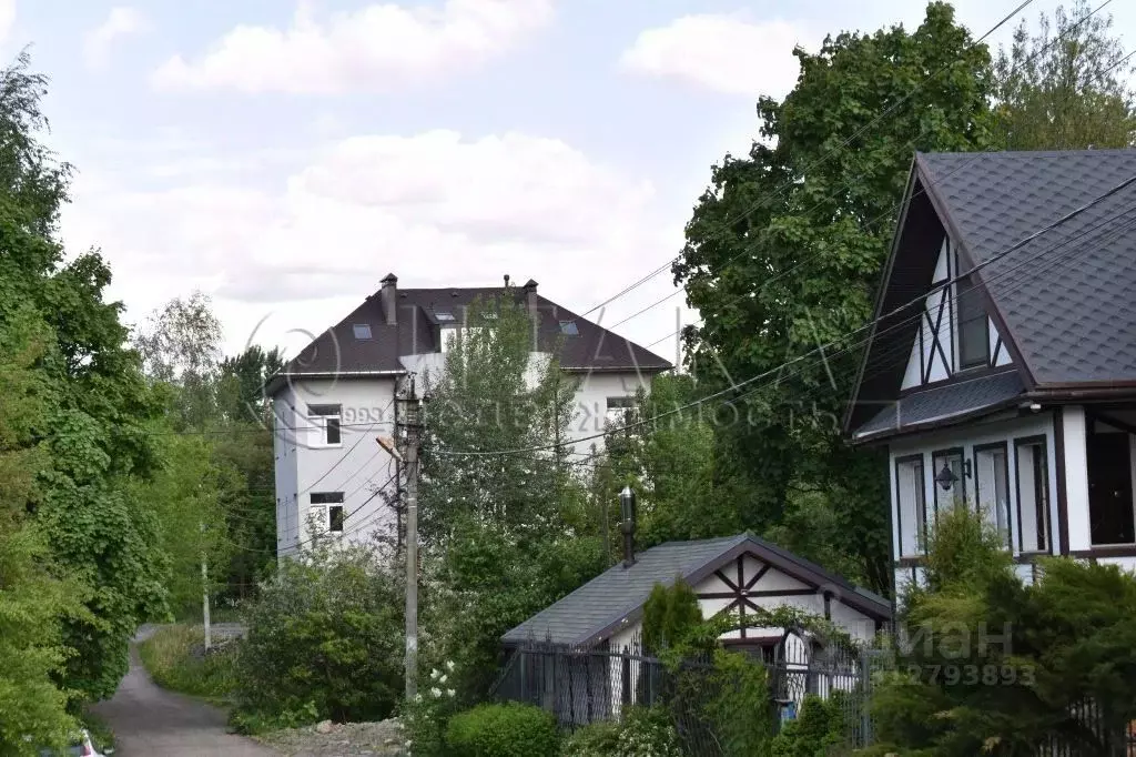 Дом в Ленинградская область, Всеволожский район, Свердловское ... - Фото 0