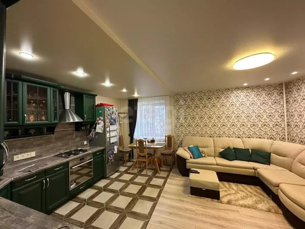 3-к кв. Кировская область, Киров Октябрьский просп., 11 (67.5 м) - Фото 2