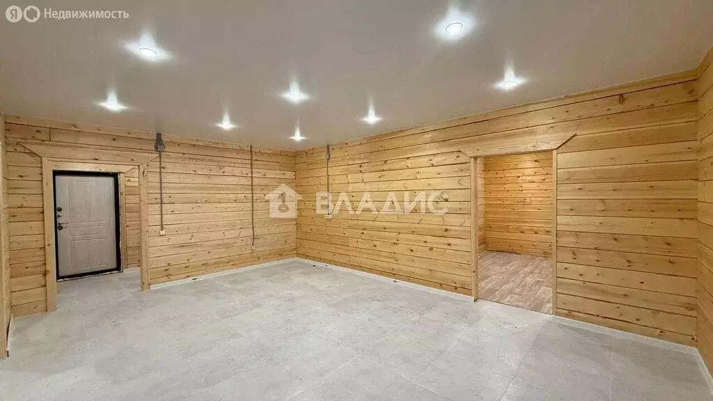 Дом в село Нижний Саянтуй, ДНТ Багульник, 1-й квартал, 628 (180 м) - Фото 1