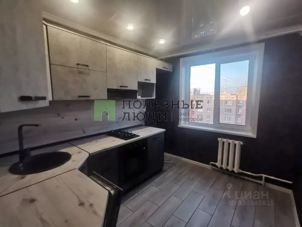 3-к кв. Орловская область, Орел ул. 8 Марта, 21 (66.7 м) - Фото 1