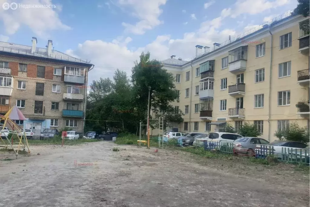 3-комнатная квартира: Екатеринбург, Инженерная улица, 32 (77 м) - Фото 1