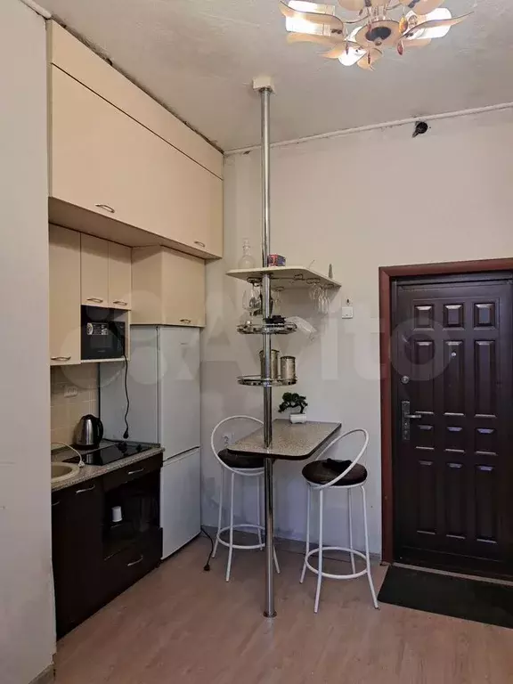 Квартира-студия, 17,3 м, 1/4 эт. - Фото 0