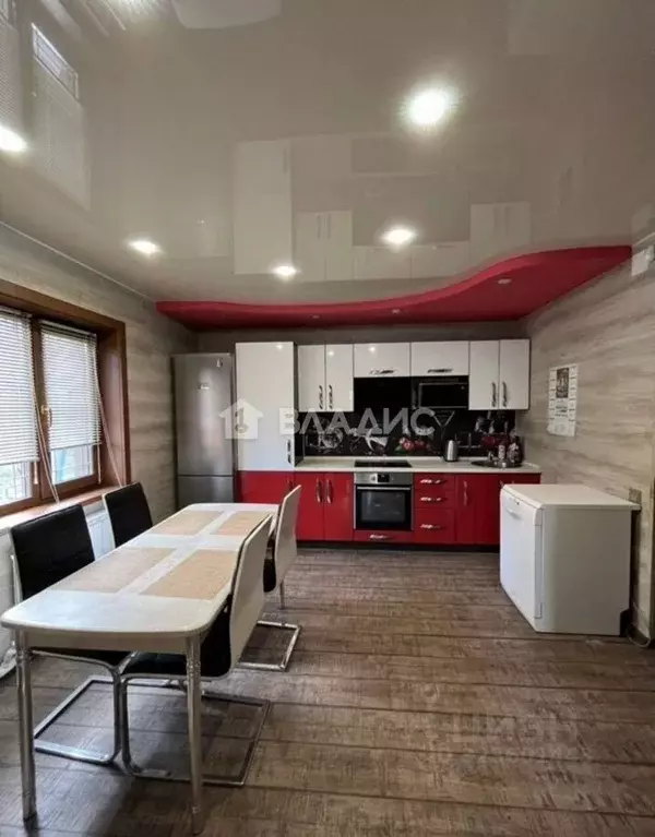 Дом в Бурятия, Иволгинский район, Сотниковское с/пос, с. Сотниково ул. ... - Фото 1