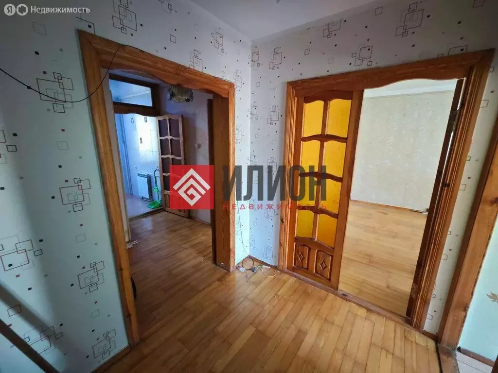 2-комнатная квартира: Ялта, улица Ворошилова, 6к1 (63.1 м) - Фото 1