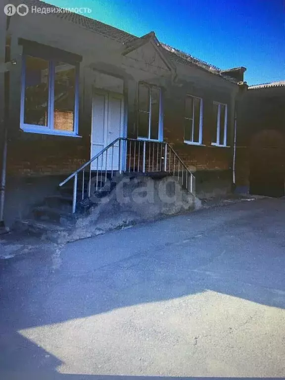 Дом в село Карджин, улица Мира (140 м) - Фото 2