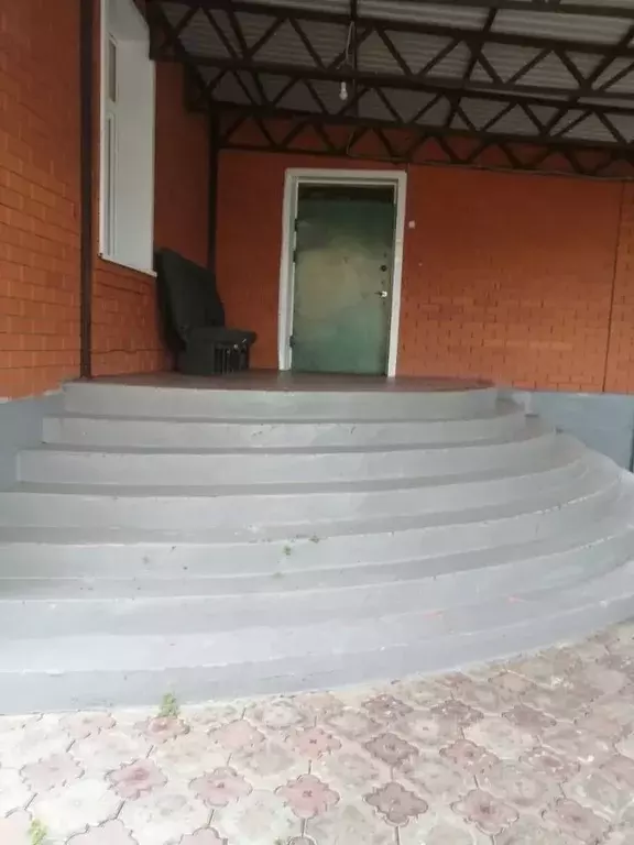 Дом в Тамбовская область, Тамбов Цветочная ул., 1Л (207 м) - Фото 1