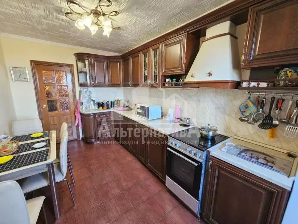 3-к. квартира, 70 м, 3/5 эт. - Фото 0