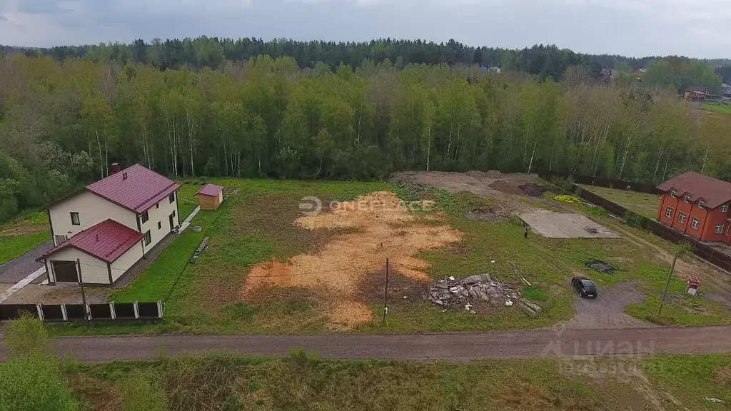 Участок в Ленинградская область, Выборгский район, пос. Поляны ул. ... - Фото 0