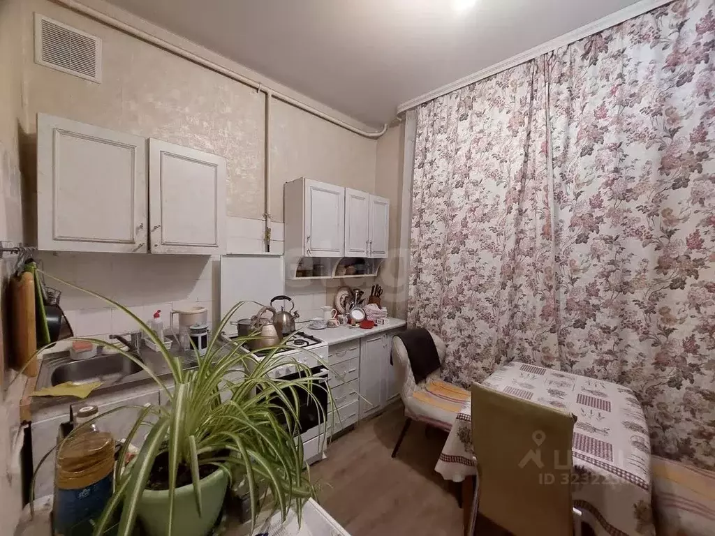 2-к кв. Вологодская область, Череповец ул. Металлургов, 35 (58.0 м) - Фото 1