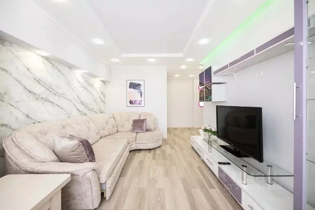 2-к кв. Челябинская область, Челябинск ул. Цвиллинга, 34 (60.0 м) - Фото 1