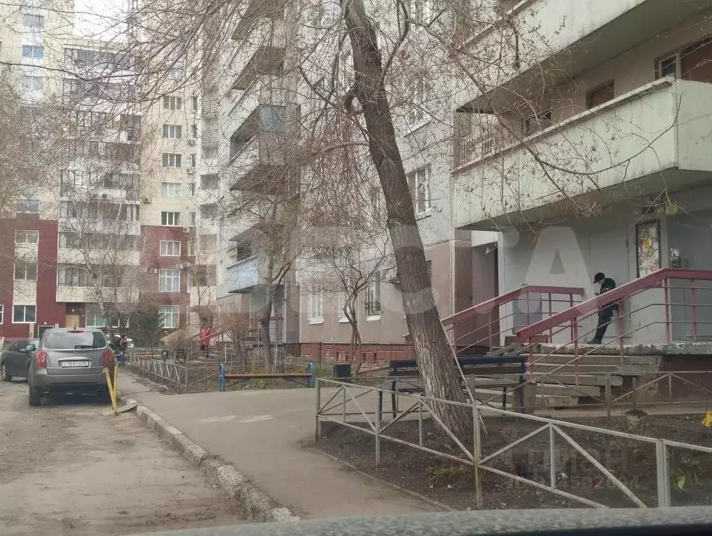 2-к кв. Омская область, Омск ул. 70 лет Октября, 13/2 (50.4 м) - Фото 1