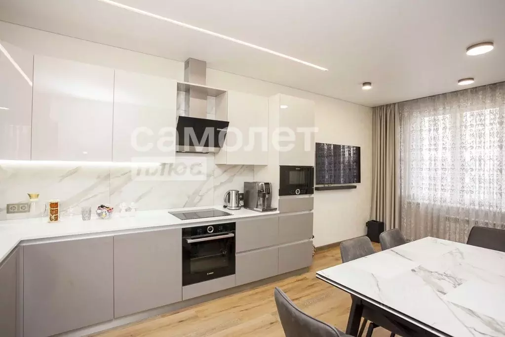 3-к кв. Кемеровская область, Кемерово просп. Притомский, 31к1 (71.1 м) - Фото 1