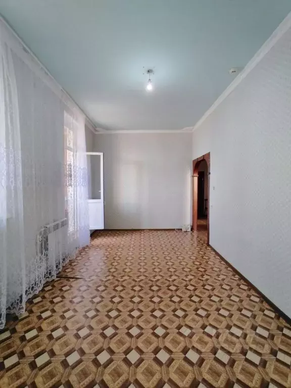 2-к кв. Астраханская область, с. Красный Яр ул. Ватаженская, 4А (65.1 ... - Фото 2