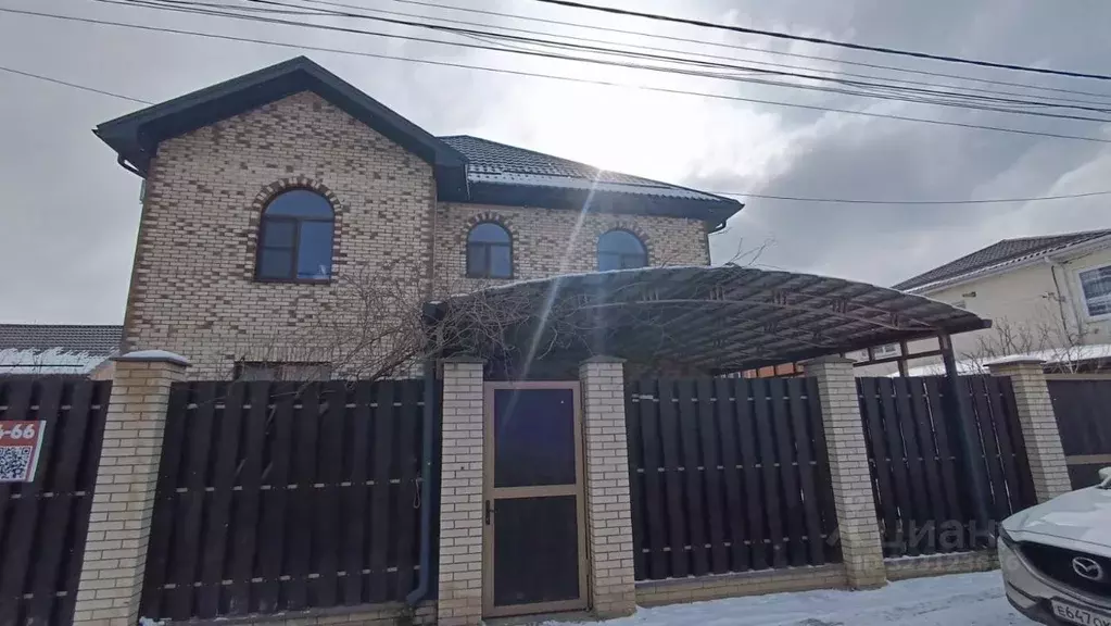 Дом в Краснодарский край, Краснодар проезд 3-й Звенигородский, 6/2 ... - Фото 1