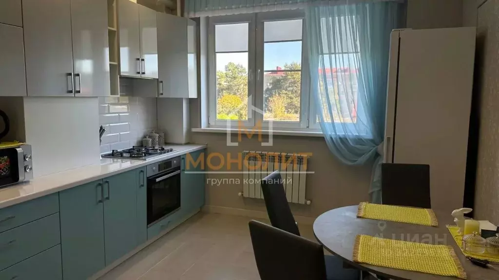 2-к кв. Краснодарский край, Горячий Ключ ул. Кириченко, 7 (73.3 м) - Фото 1