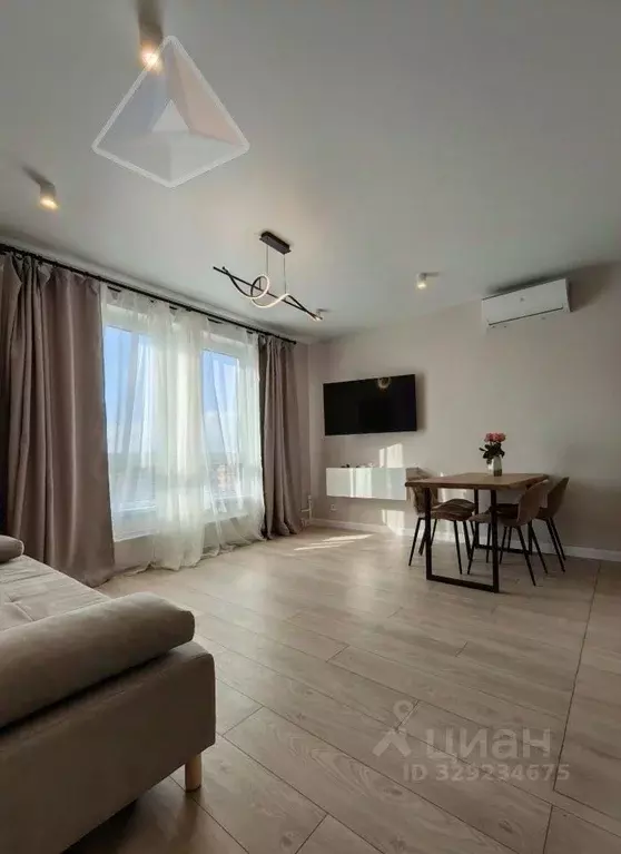 3-к кв. Москва Очаковское ш., 5к6 (71.0 м) - Фото 2