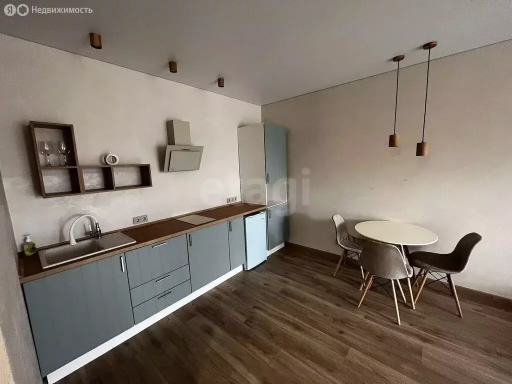 2-комнатная квартира: Кисловка, микрорайон Северный, улица Марины ... - Фото 2