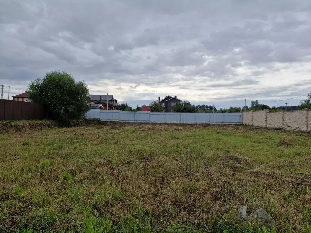 Участок в Московская область, Одинцовский городской округ, д. ... - Фото 2
