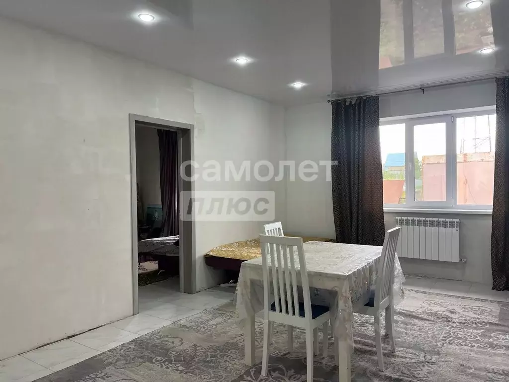 Дом в Омская область, Омский район муниципальный округ, с. Розовка ул. ... - Фото 1