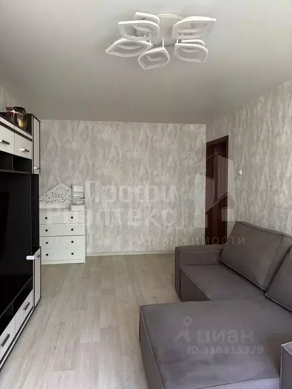 2-к кв. Нижегородская область, Нижний Новгород ул. Адмирала Васюнина, ... - Фото 1