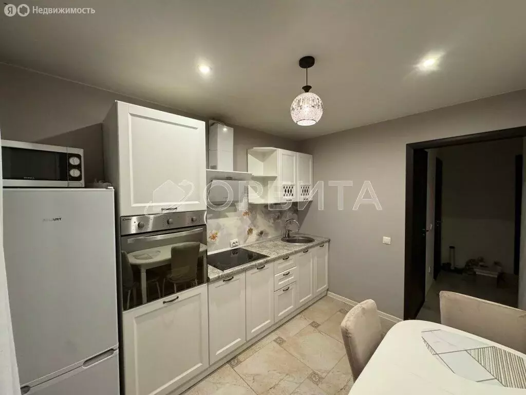 2-комнатная квартира: Тюмень, улица Максима Горького, 10 (46.4 м) - Фото 2