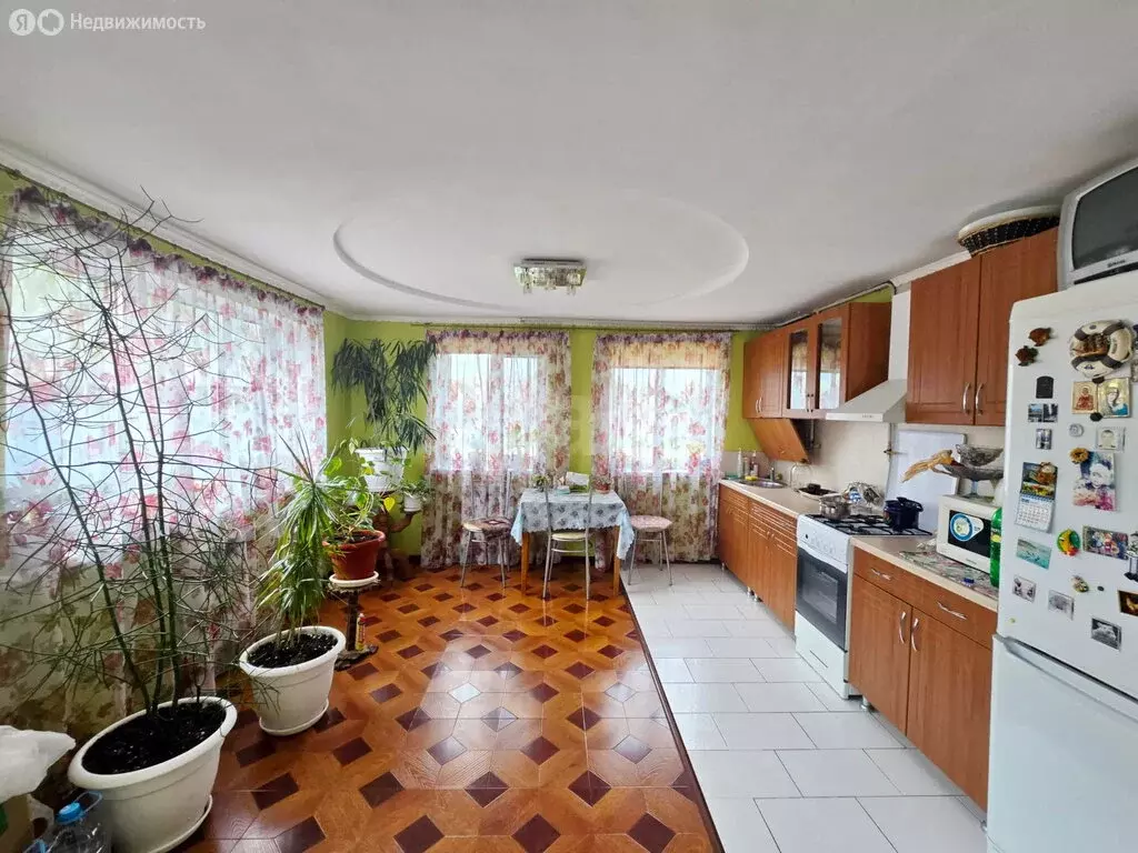 Дом в Валуйки, улица Свободы (34.9 м) - Фото 1