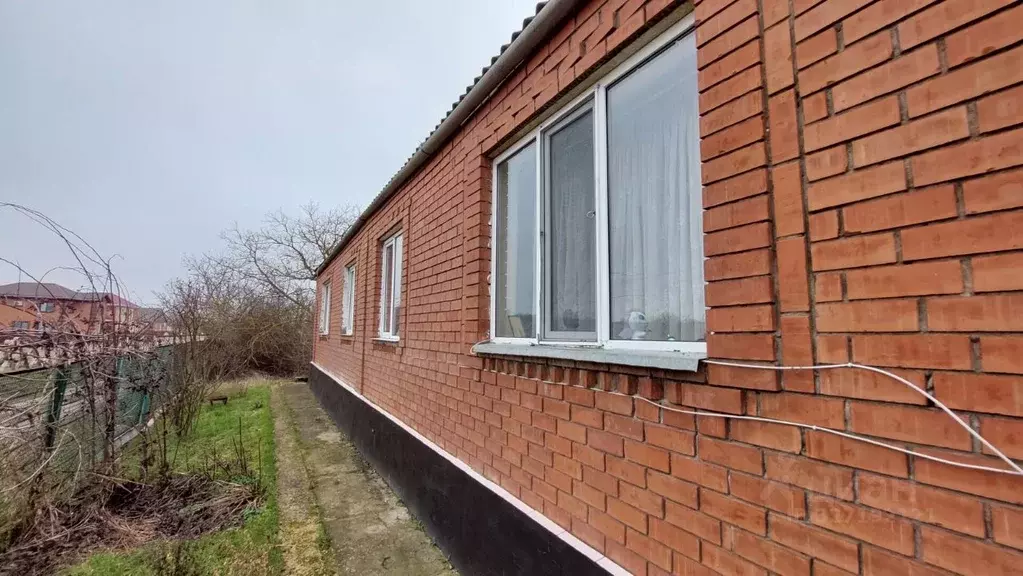 Дом в Краснодарский край, Темрюкский район, Краснострельское с/пос, ... - Фото 1