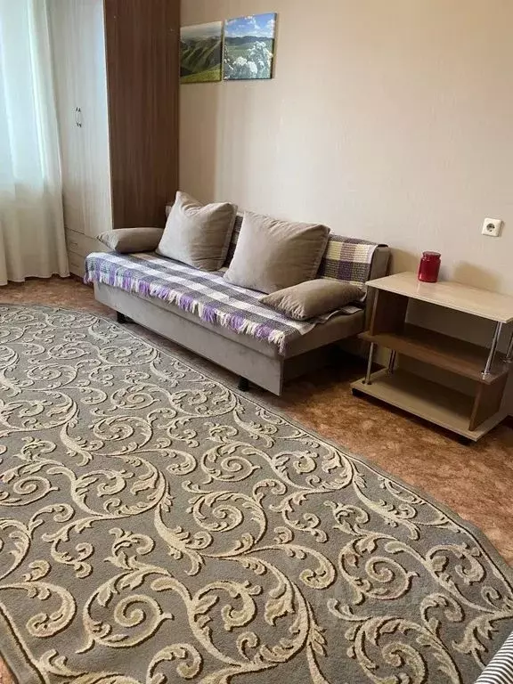 1-к кв. Новосибирская область, Новосибирск Закаменский мкр, 14 (35.0 ... - Фото 0
