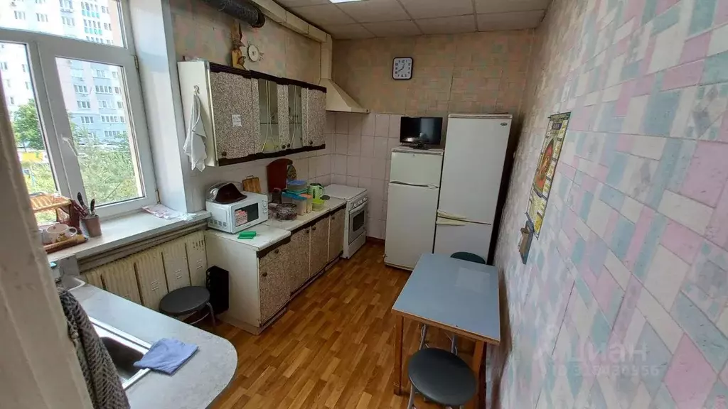 2-к кв. Орловская область, Орел Комсомольская ул., 85 (60.0 м) - Фото 0